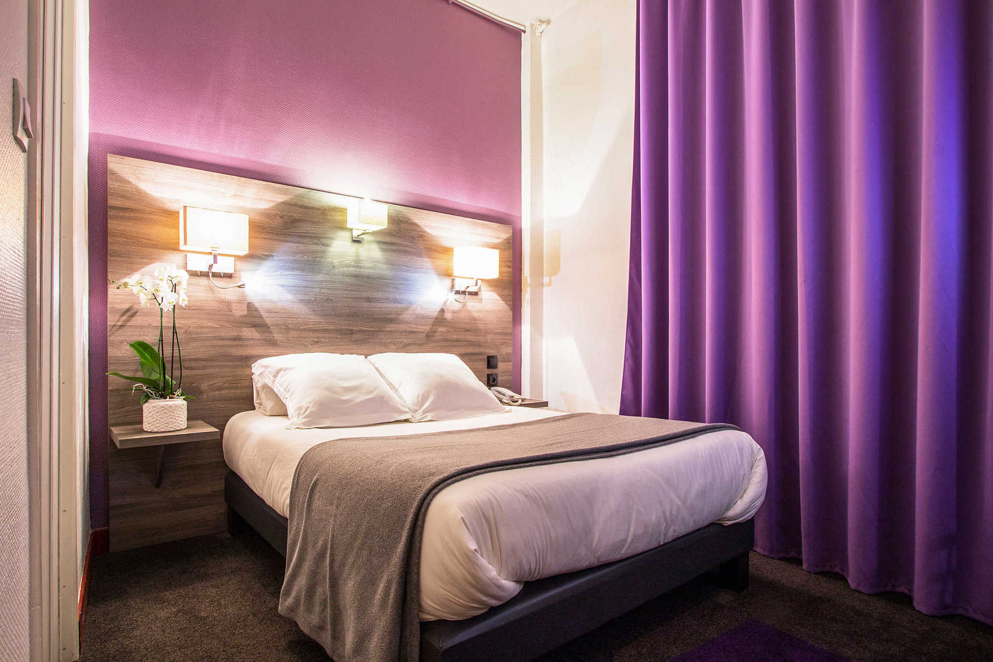 Hotel Actuel Chambéry Centre Gare Habitación foto